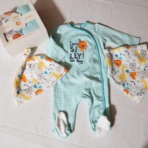 Gymboree Party Animals NWT NB footed sleeper, bib & 2 swaddle blankets torn box.